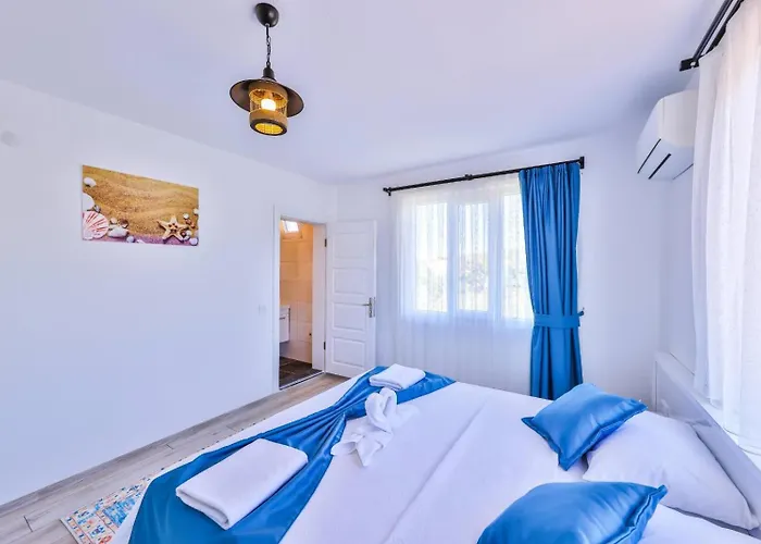 Nazard Βίλα Κας